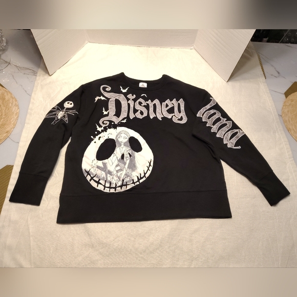 disneyland Sweaters - Disneyland Nightmare Before Christmas, Sweatshirt. Crewneck Women - LARGE